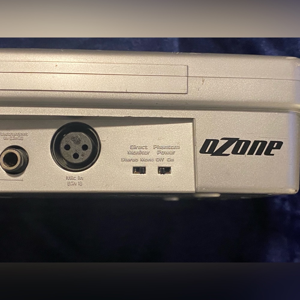 M Audio Ozone MIDI Keyboard Controller - Picture 5 of 6
